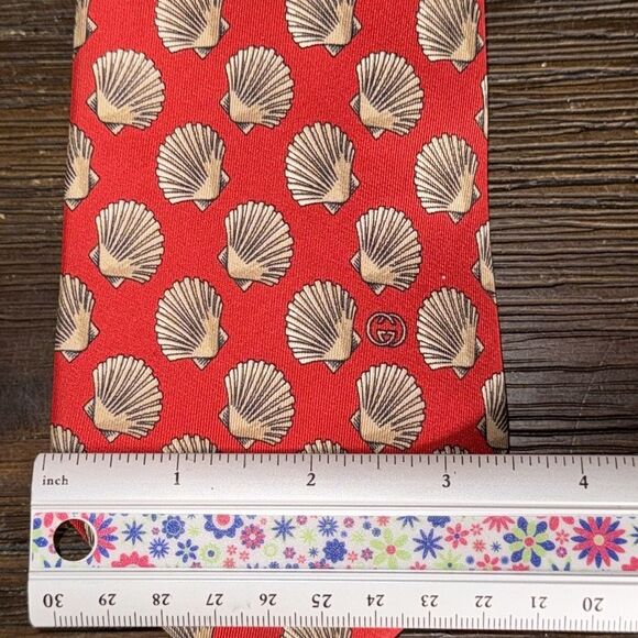 Gucci Seashell Print Silk Neck Tie Vintage - Picture 2 of 4